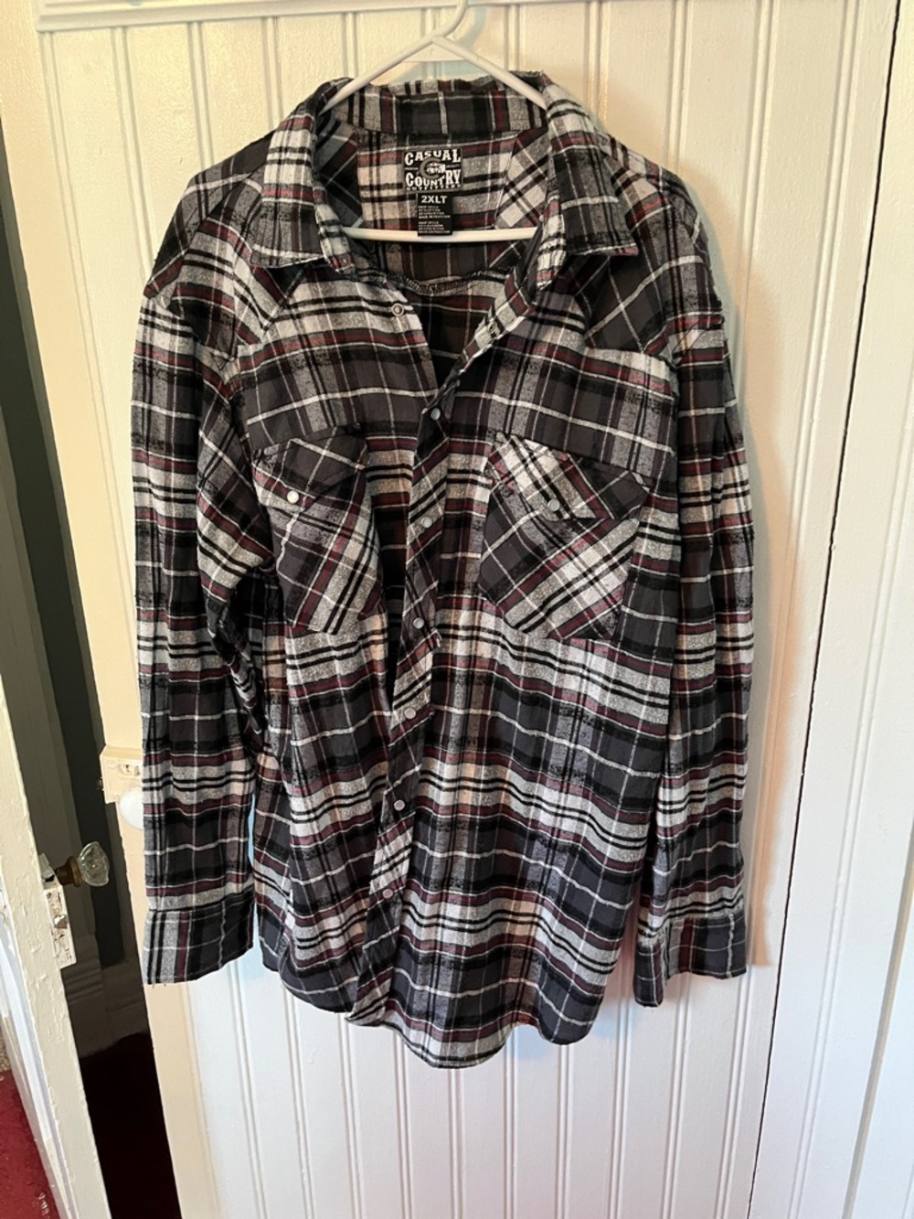Men's Black & White Plaid Button-Down flannel Shirt